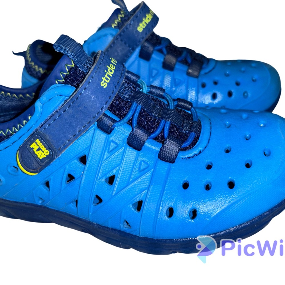 - Stride Rite Made 2 Play Shoes Size 10 - Picture 9 of 9